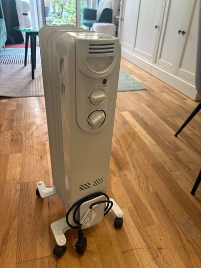 Like New Argos Oil Heater