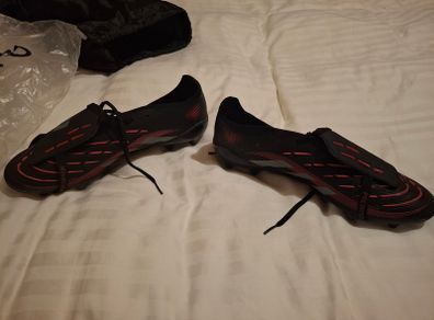 Adidas Predator football boots 10.5