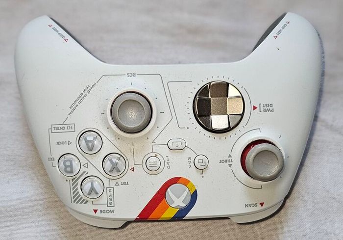 Xbox Wireless Controller Starfield Limited Edition with the box