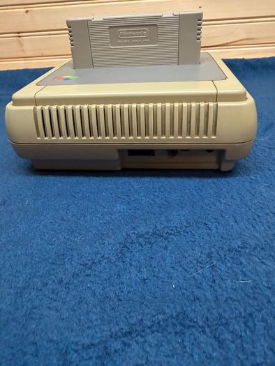 Nintendo Super Famicom Japanese SNES version with game