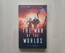 The War of the Worlds by H.G. Wells (Science Fiction Paperback 2018)