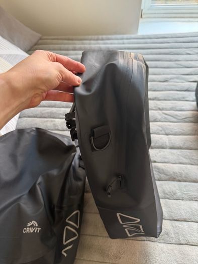 2 bags for bikes waterproof