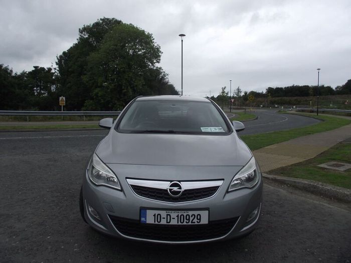 Opel Astra J 2010
