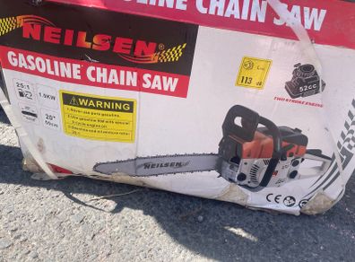 chainsaw