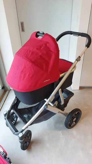 Uppababy Vista Travel System in Red
