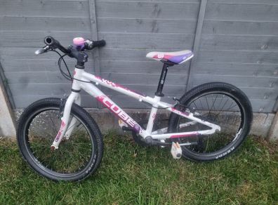 Cube 200 girls mountain bike