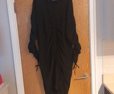 Pretty Little  Thing Plus   Black Ruched  Side Shirt Dress.   S.20   B.N.W.T