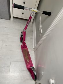 Razor scooter