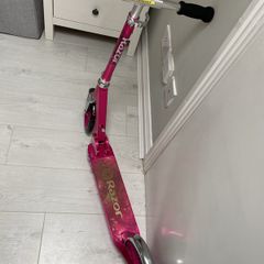 Razor scooter