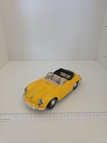 Vintage Bburago 1/18 Porsche 356 B Cabriolet