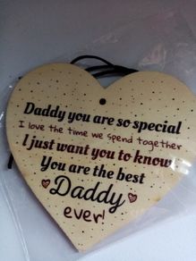 Bnwt wooden heart decorations father's day