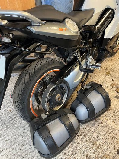 Bmw F800st