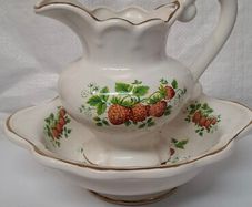 Pitcher and Wash Basin Set