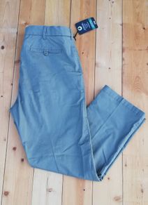 Mens New Dunnes lightweight stretch chinos W36