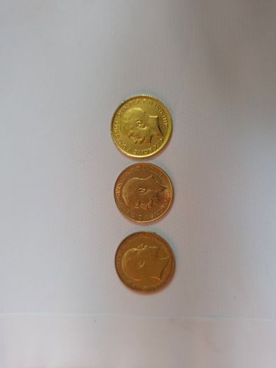 3x Gold half sovereigns