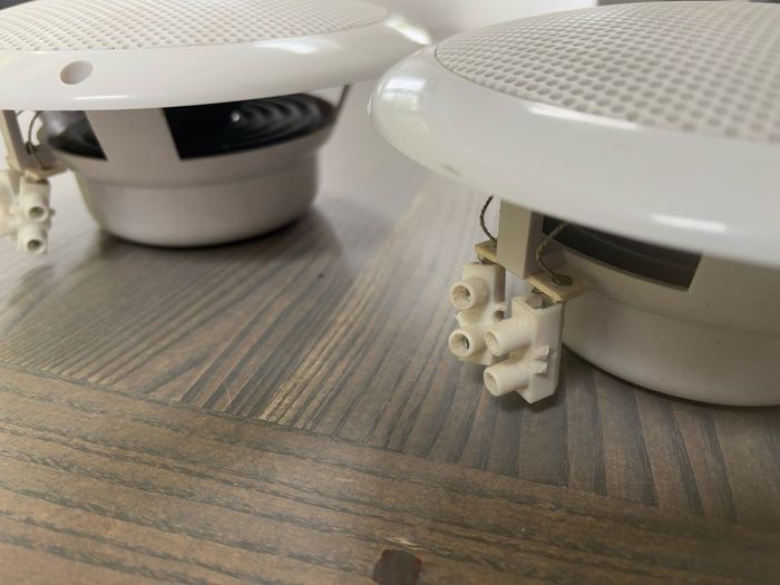 SKyTronic 6.5 White Speakers
