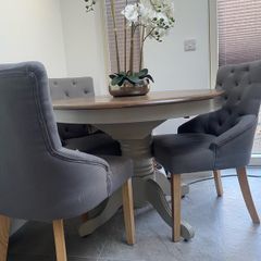 4 chairs