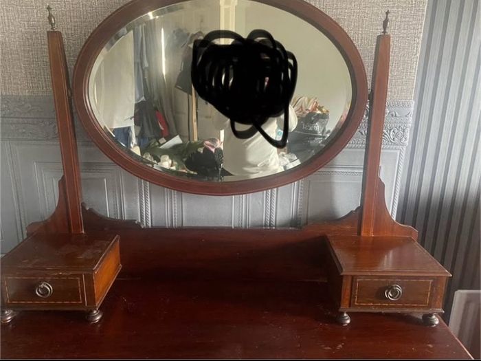 Antique dressing Table