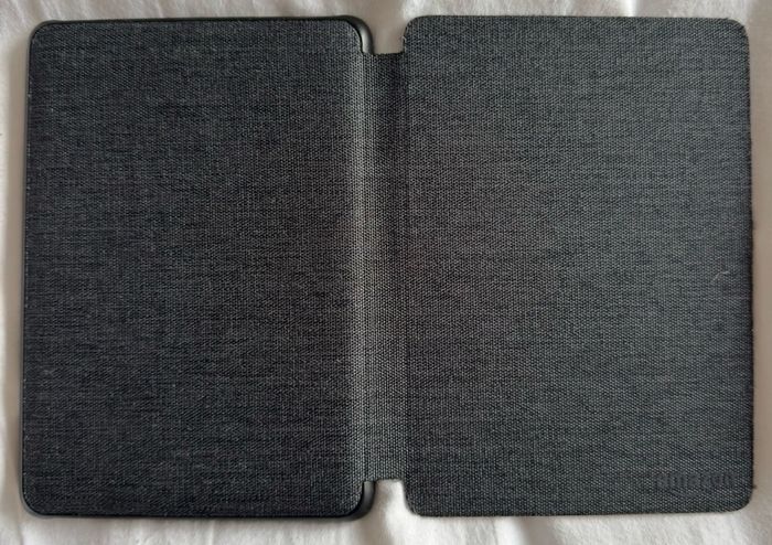 Kindle Paperwhite 10th Generation, Excellent Condition