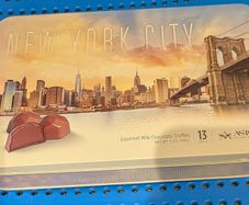 New York City themed tin box