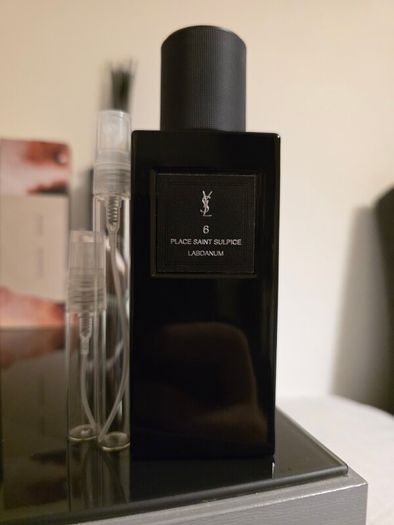 Yves Saint Laurent 6