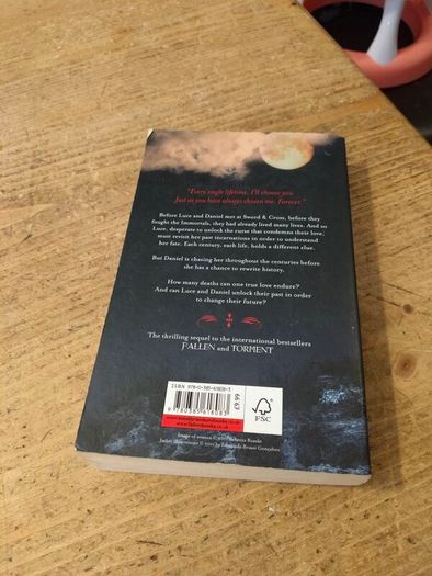Paperback book, Passion Lauren Kate