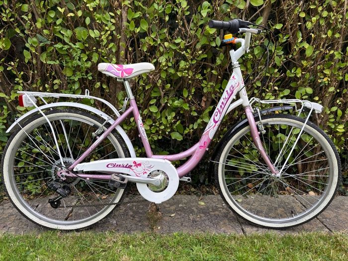 Girls bycicle