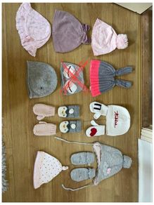 baby hats and gloves