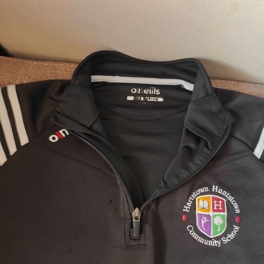 Hartstown Community School Colorado Half Zip Black / White (OFFICIAL PE KIT), size L