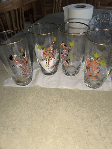 SET of  4 vintage charm to your collection with this delightful 1950s enamelled dancing figure drinking glass or tumbler.