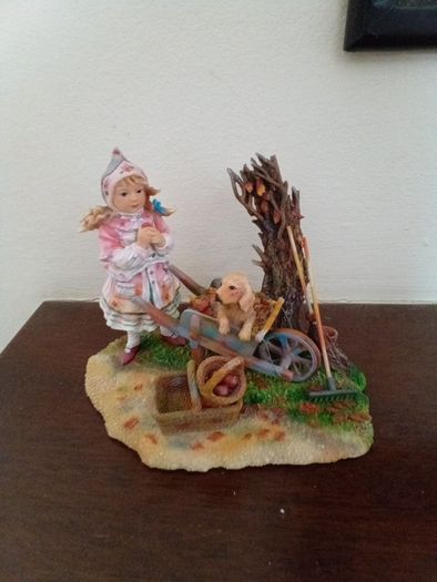 paintbox poppets leonardo collection
