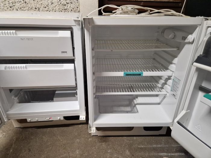 Fridge and freezer