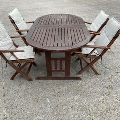 Garden table and chairs.