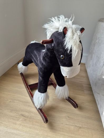 Wooden horse