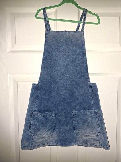 Bundle of denim dungarees, 8-9 yo