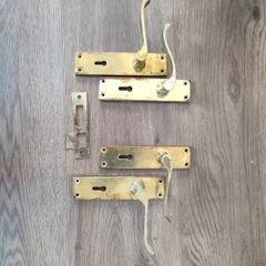 Door handles 4 x in Kildare Town!