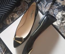 Lk Bennett Black Patent Golden Brooch Pumps