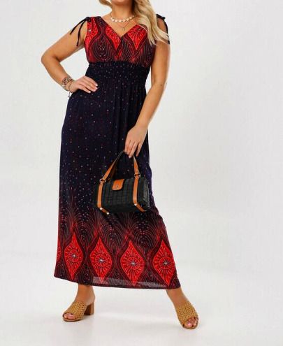 Stunning Maxi Dress - excellent for summer