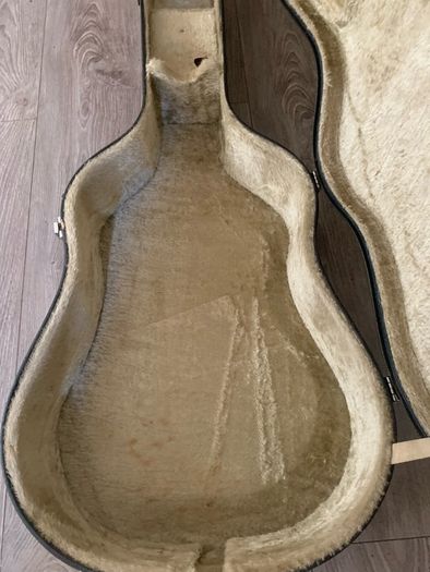 hard guitar case