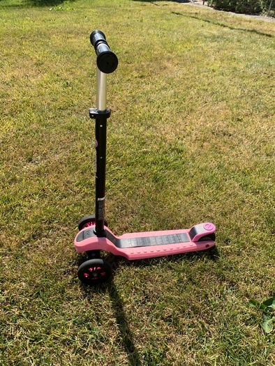 Y-Volution Glider XL Scooter - Suit 5  to 10 Year Old