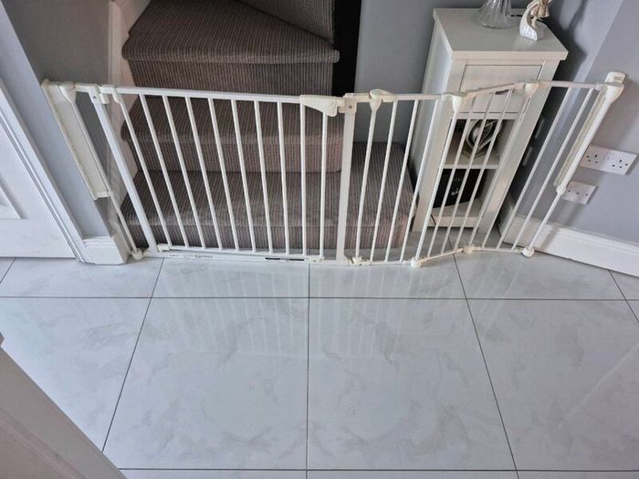 Stair gate