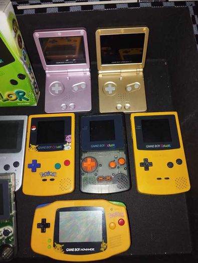 Nintendo Game Boy Collection Original, Pocket, Color, Advance & SP