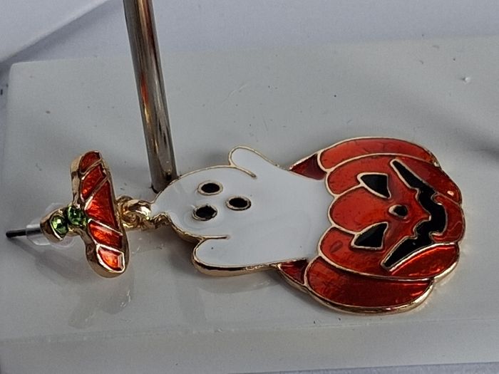 Cute Enamel Ghost in Jack O' Lantern Pumpkin Earrings