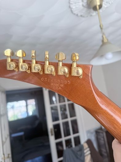 Gibson explorer
