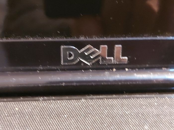 Dell Inspiron 1545, Model PP41L, Intel Pentium Dual-Core CPU T4300, 2.1GHZ, 4GB Ram, 238GB SSD, Windows 10, Microsoft Edge, chrome and VLC