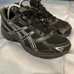 Asics trainers