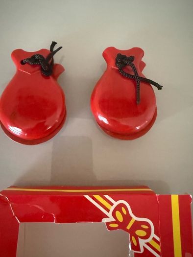 castanets