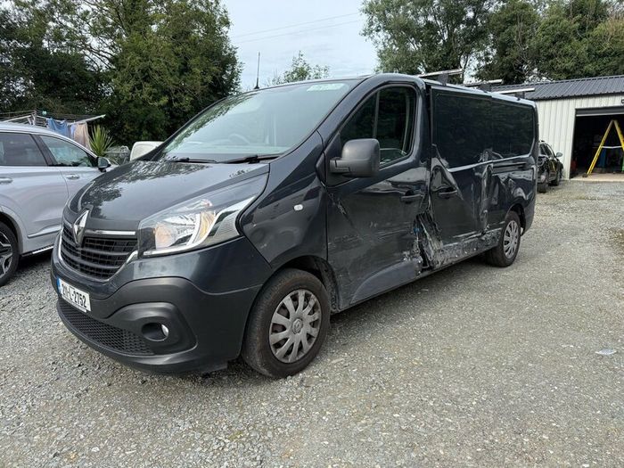 211 Renault trafic 2.0