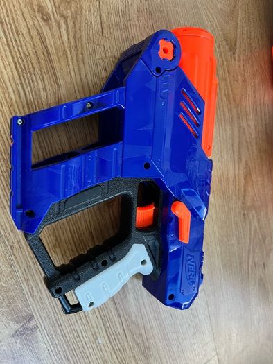 nerf gun