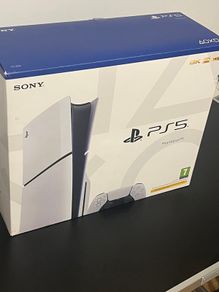 PS5 Slim DISC 1TB boxed with controller